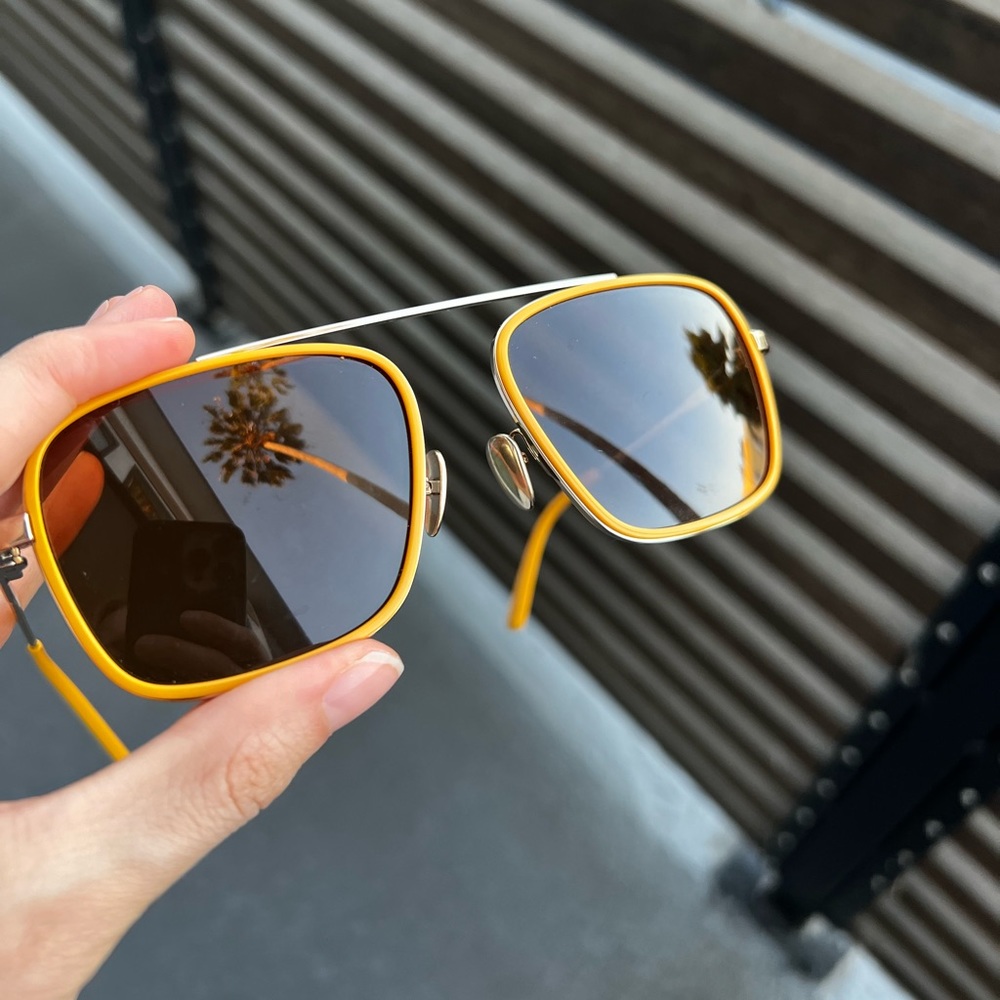 Calvin Klein 🌞 Yellow Aviators
